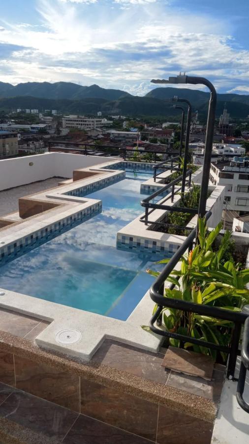 Okawango Hotel Girardot Kültér fotó