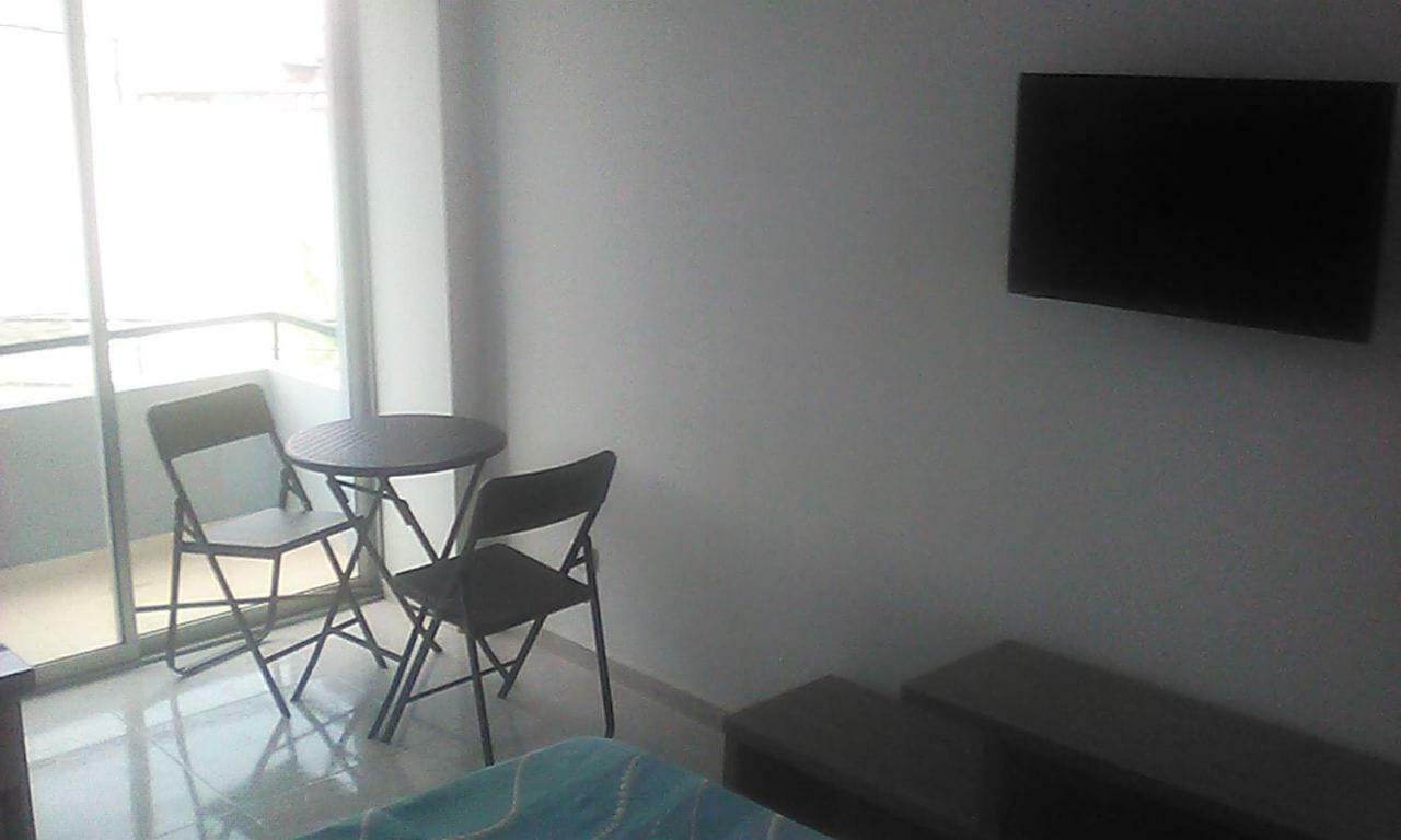 Okawango Hotel Girardot Kültér fotó